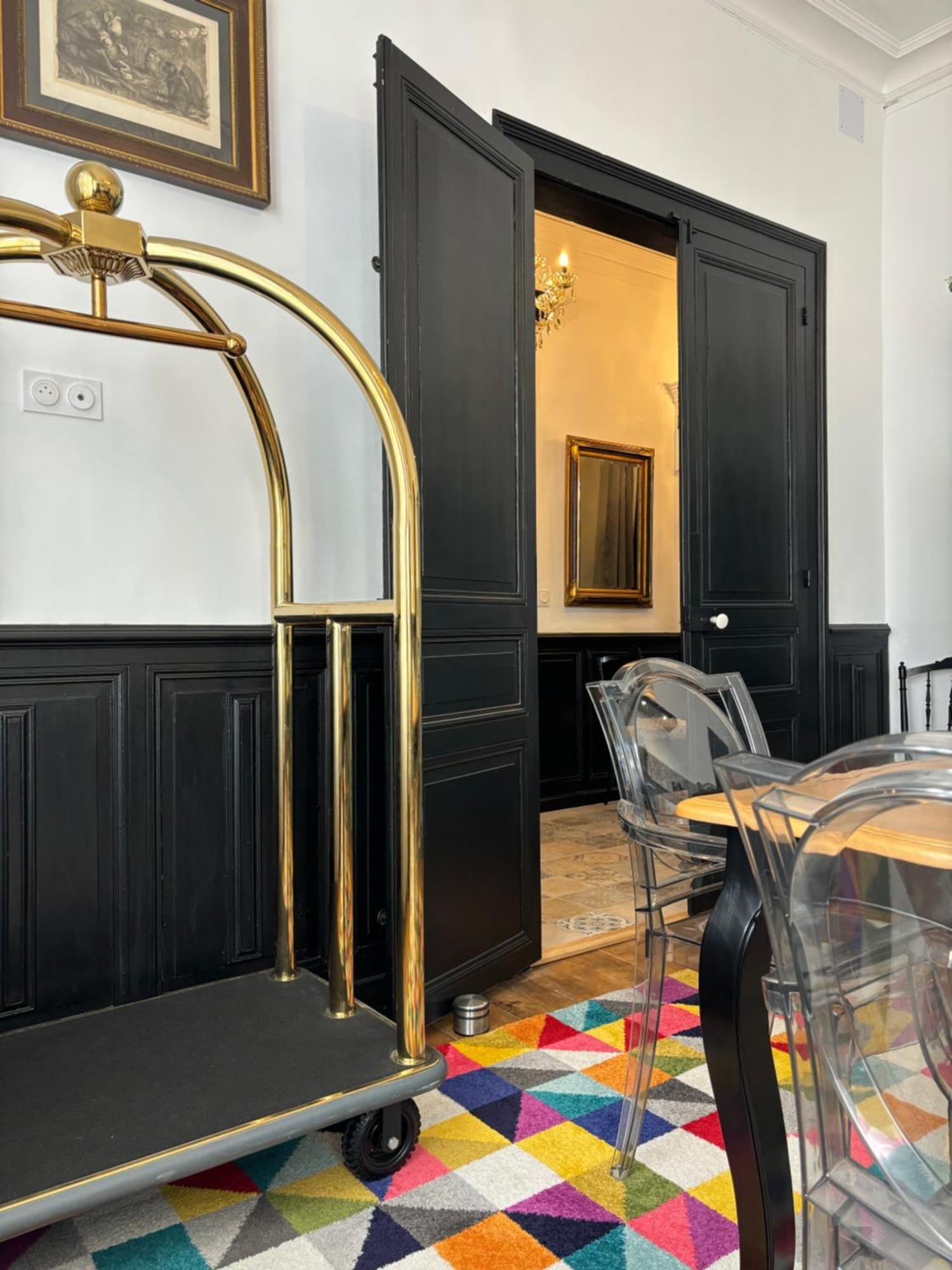Maison A La Guitarde - Hotel Particulier Hippolyte Châteauroux Εξωτερικό φωτογραφία