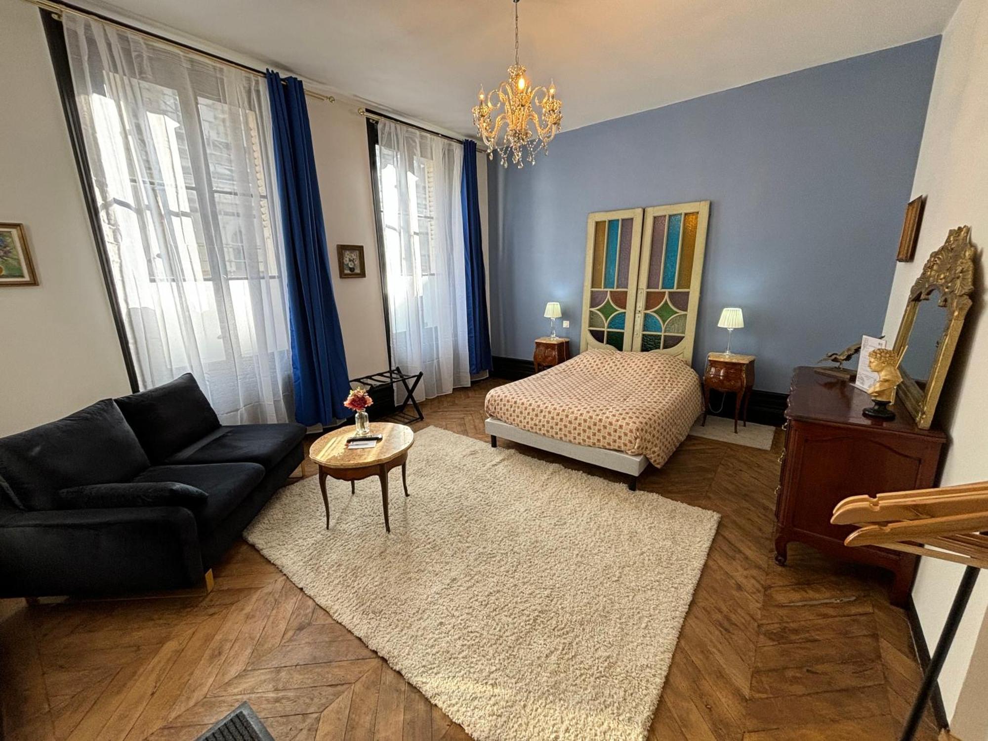 Maison A La Guitarde - Hotel Particulier Hippolyte Châteauroux Εξωτερικό φωτογραφία